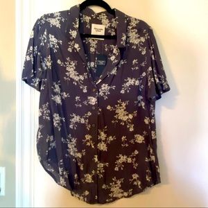 Brand new with tags Abercrombie floral top size L